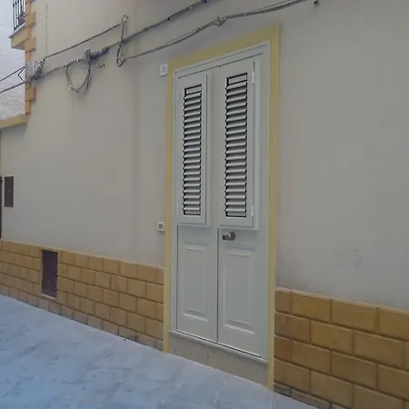 Casa Centro Storico * Marsala